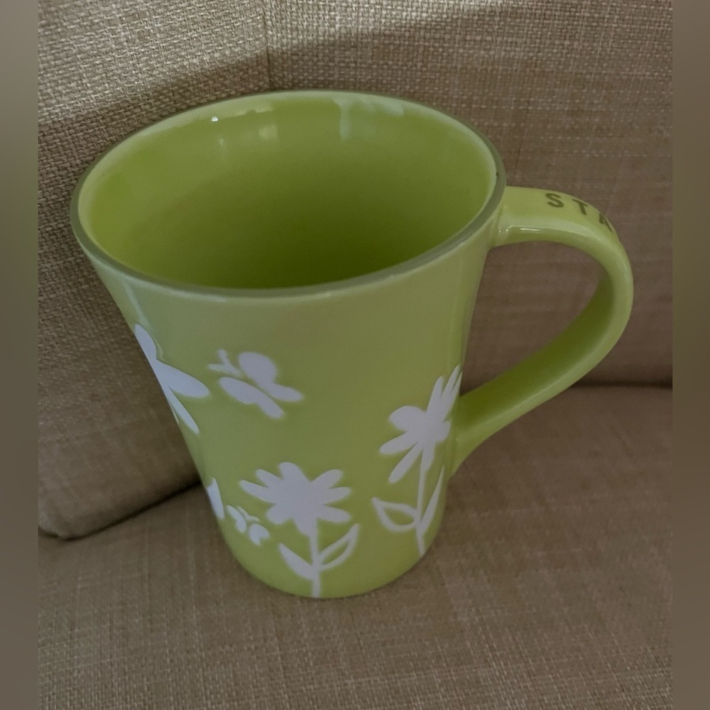 2007 Starbucks Lime Green Ceramic White Butterflies and Flowers Coffee Mug 12oz